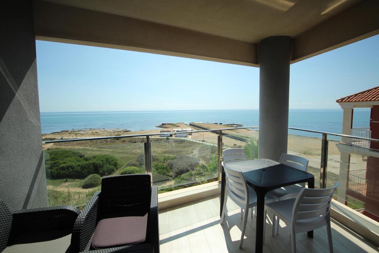 Luxury And Modern Beach Apartment With Sea Views 拉马他 外观 照片